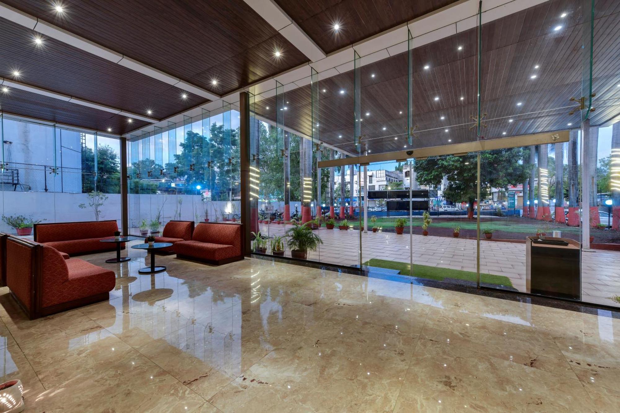 Quality Inn Regency, Nashik Exterior foto