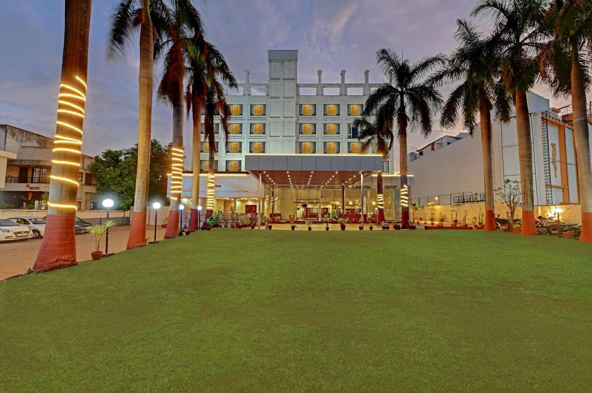 Quality Inn Regency, Nashik Exterior foto
